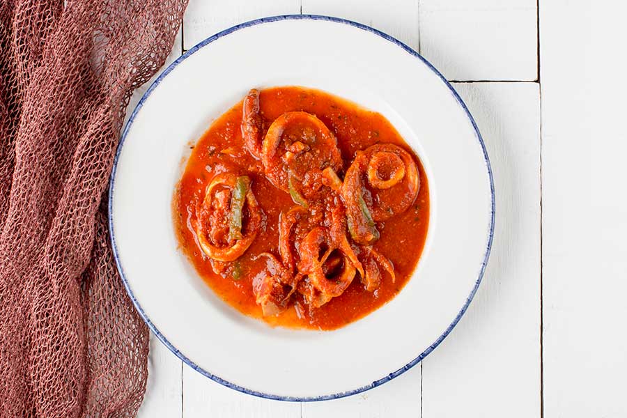 Calamares en tomate